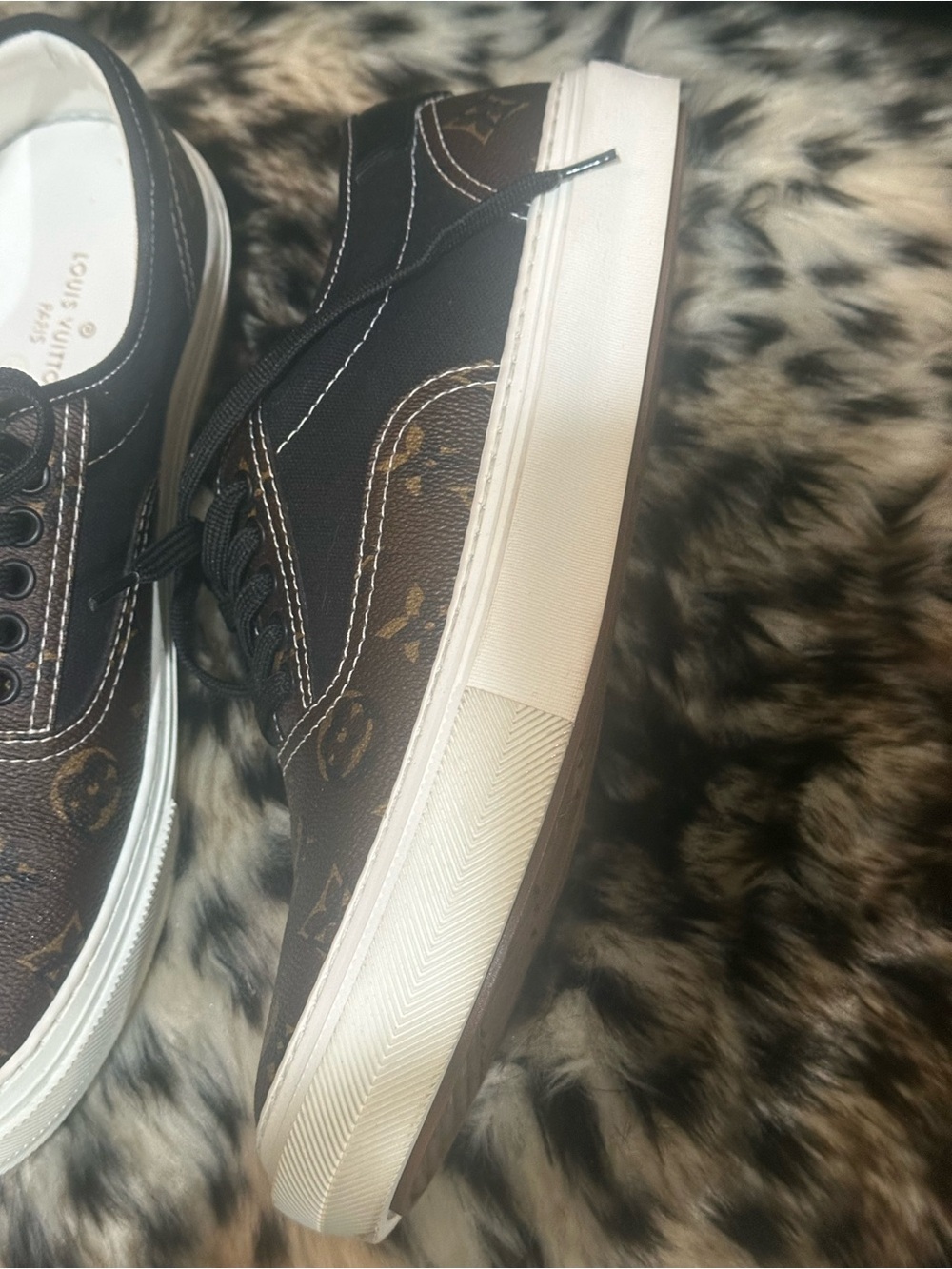 Louis Vuitton Richelieu Brown/Black Lace Up Sneaker-Men’s 7.5/Women’s 9-9.5 - Picture 6 of 9
